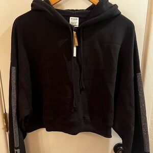 VS Pink cropped hoodie